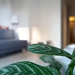 Airport Residence Green